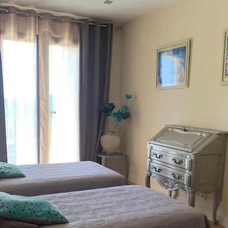 Homestay Mustang Avec Piscine Casaeva